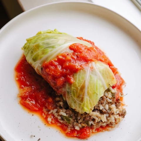 Zarte Kohlrouladen mit Fleisch