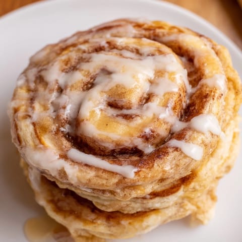 Fluffy Zimtrolle Pfannkuchen